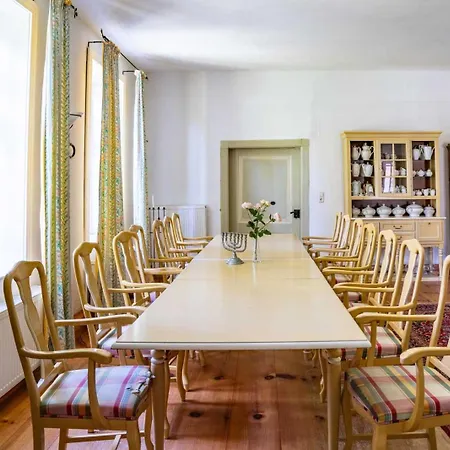 Alter Pfarrhof Rambow 1 * Moltzow